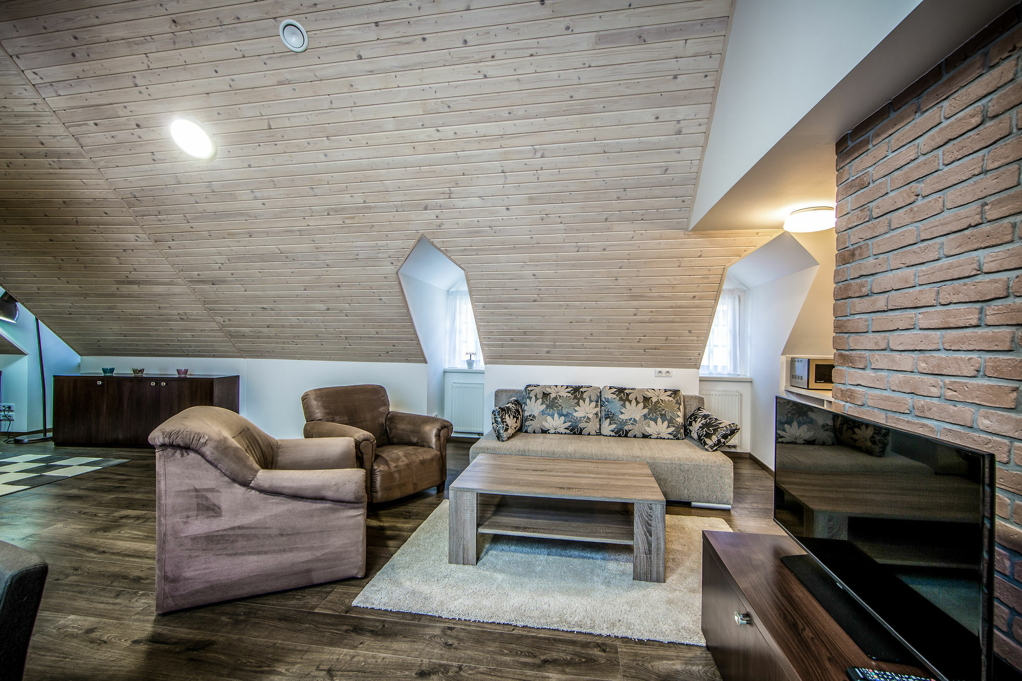 Aplend City Bastova 1 Bratislava Bagian luar foto